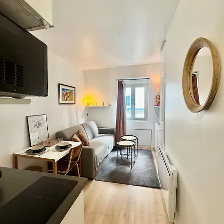Appartamento Parisian Cocoon In Batignolles Next To Montmartre Parigi