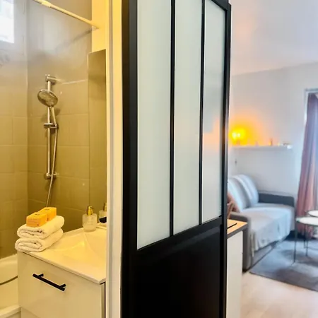 Parisian Cocoon In Batignolles Next To Montmartre * Parigi